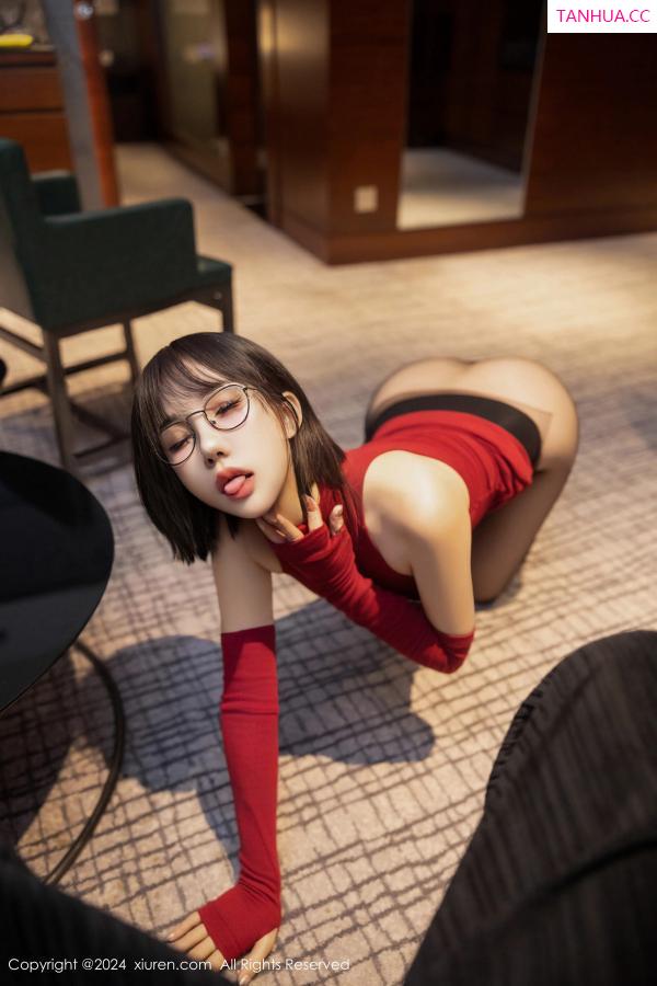 波巧酱  [XiuRen]高清写真图 2024.09.02 No.9096 波巧酱 黑丝美腿第35张图片